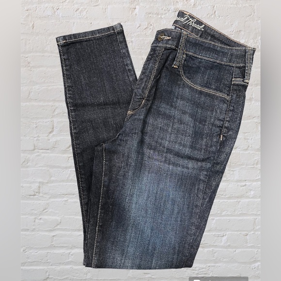 Universal Thread Size 8/29 Dark Rinse Jeans 5-pocket Excellent Condition - Picture 2 of 5